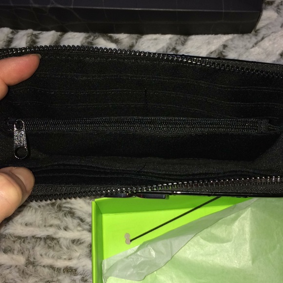 SAM EDELMAN Sophia Quilted Wallet - Picture 4 of 6